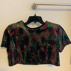 Metallic crop top with shoulder pads